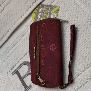 TRAVELON RFID BLOCKING FLORAL WALLET W/ WRISTLET